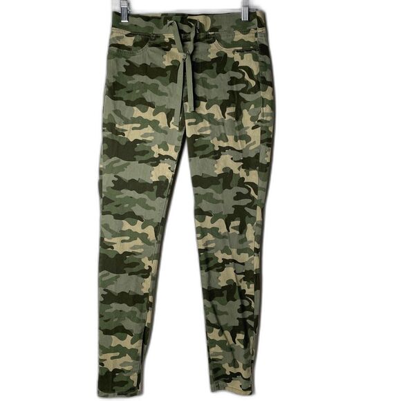 LEI Pants Womens Size Medium Camo Elastic Joggers Pockets Pull On Run Small - Picture 1 of 8